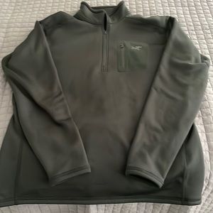 Arcteryx rho ar sweater 1/4 zip like new